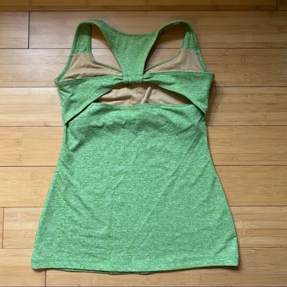 One tooth tank top? - Picture 4 of 5